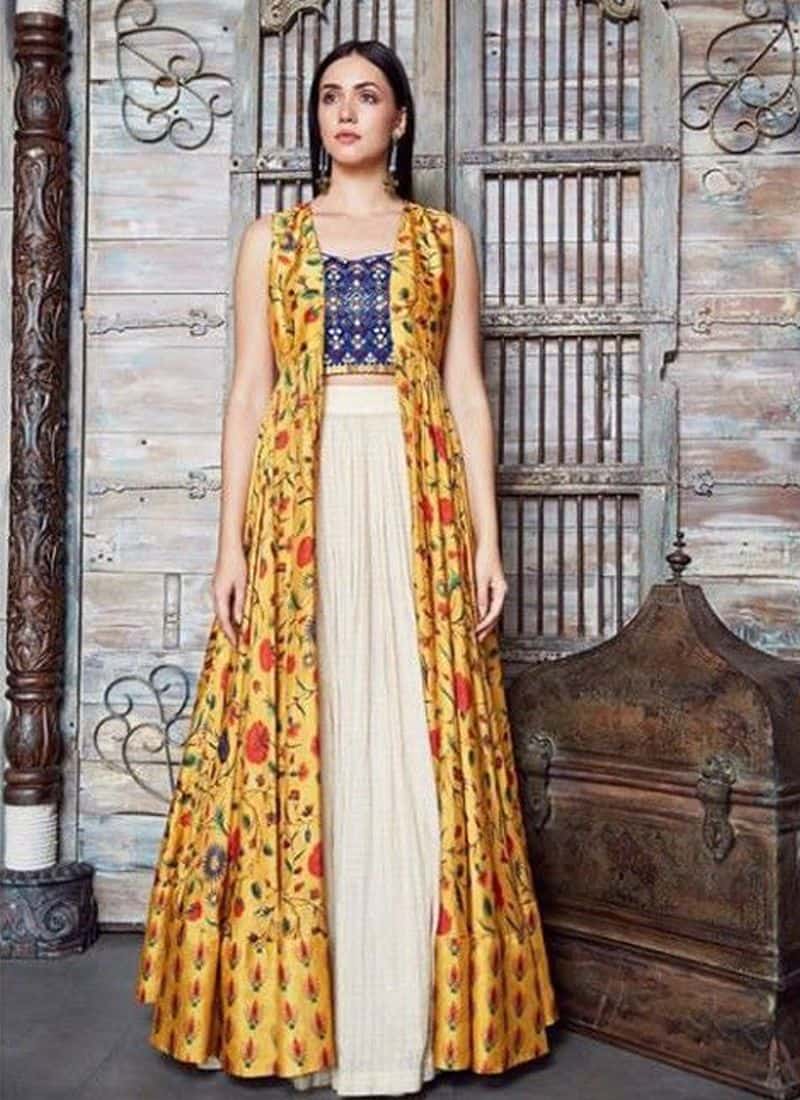 Shop Pink Banarasi Silk Lehenga Set for Women Online from India's Luxury  Designers 2023