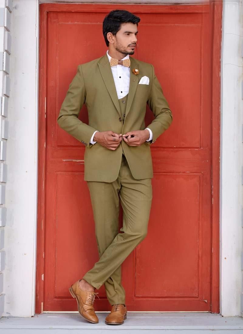 Mesmerizingly Styled Suit Slazers for Men